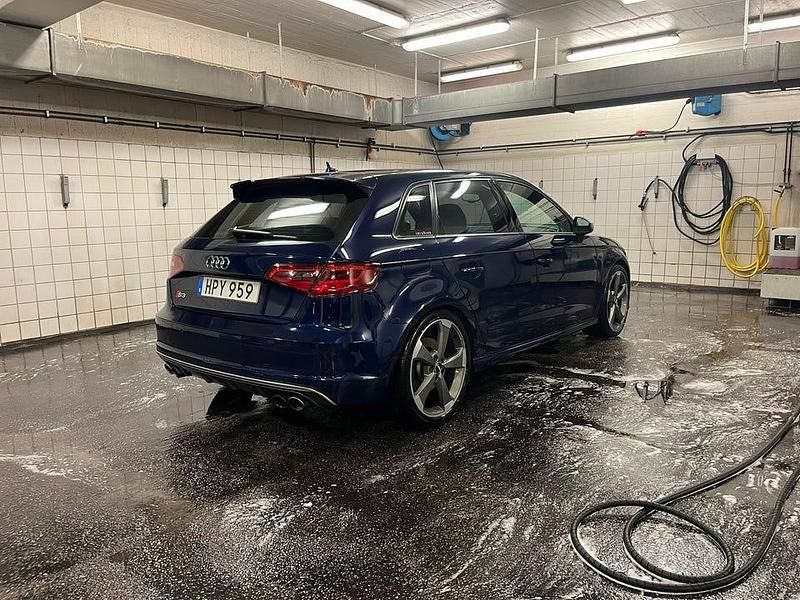 Begagnad Audi A3 300 HK (220 kW) 2014