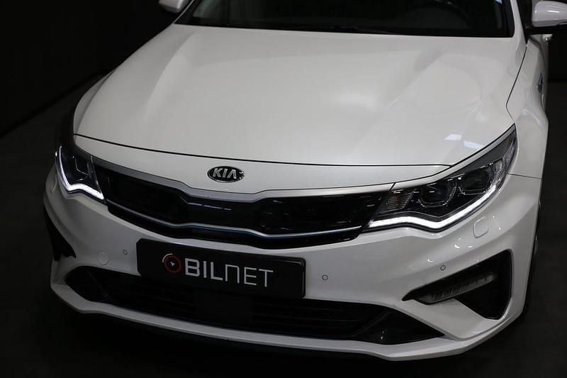 Begagnad Kia Optima 205 HK (150 kW) 2019 Vit Kombi