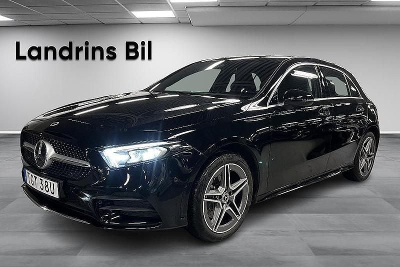 Svart Begagnad 2022 Mercedes A250 Sportline Halvkombi | 289 900 kr (Bra pris) - Bild 1/4