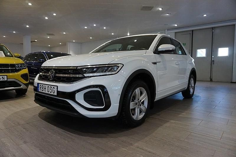 Vit Begagnad 2024 VW T-Roc SUV | 365 000 kr (Marknadspris) - Bild 1/4