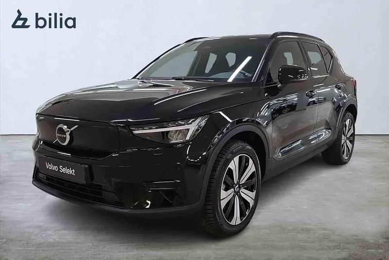 Svart Begagnad 2023 Volvo XC40 Single Motor SUV | 349 000 kr - Bild 1/1
