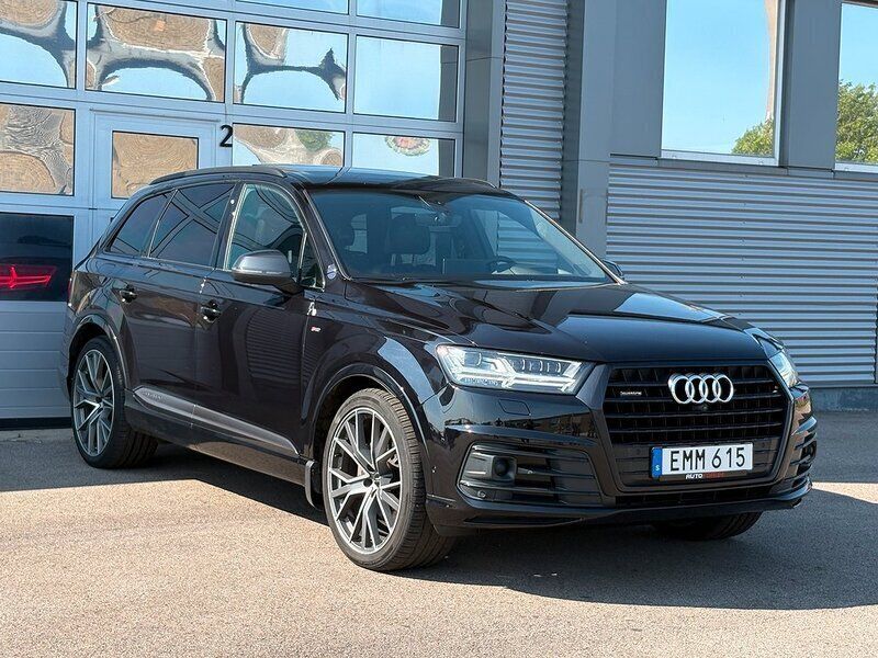 Svart Begagnad 2018 Audi Q7 S-Line SUV | 379 900 kr (Marknadspris) - Bild 1/4