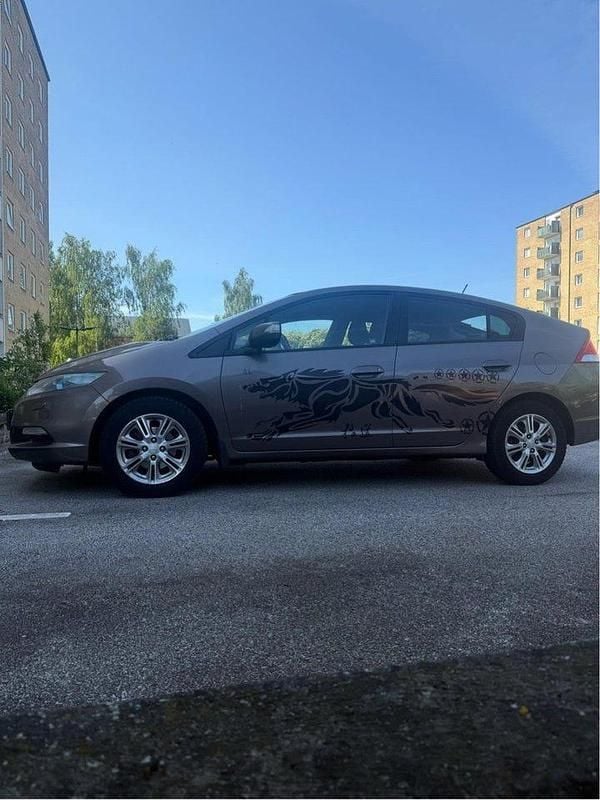 Begagnad 2010 Honda Insight Halvkombi | 45 000 kr - Bild 1/4