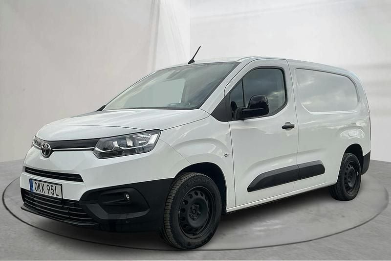 Vit Begagnad 2022 Toyota Proace City Van | 218 000 kr (Bra pris) - Bild 1/4
