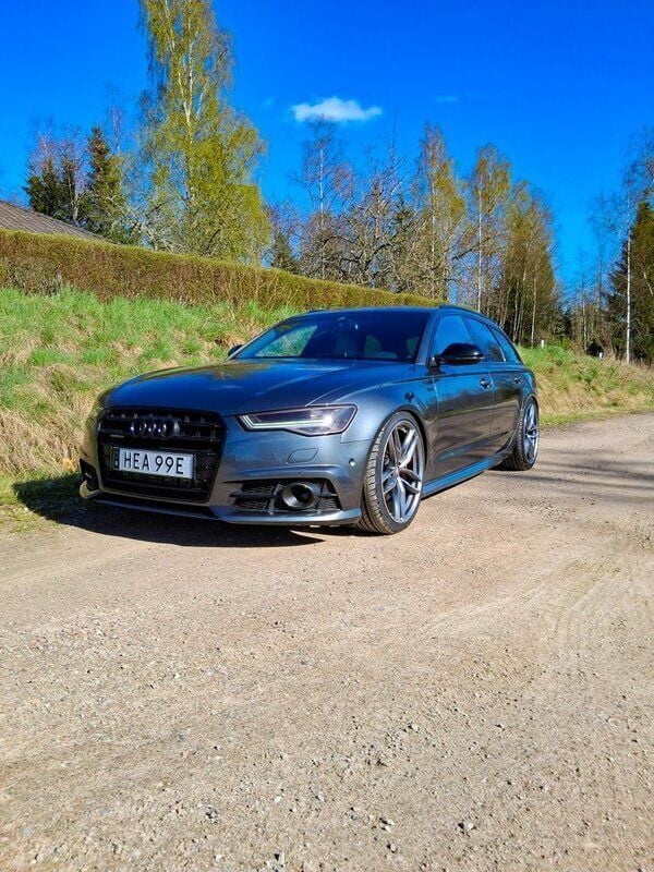 Grå Begagnad 2017 Audi A6 Competition Kombi | 353 000 kr (Lite dyr) - Bild 1/4