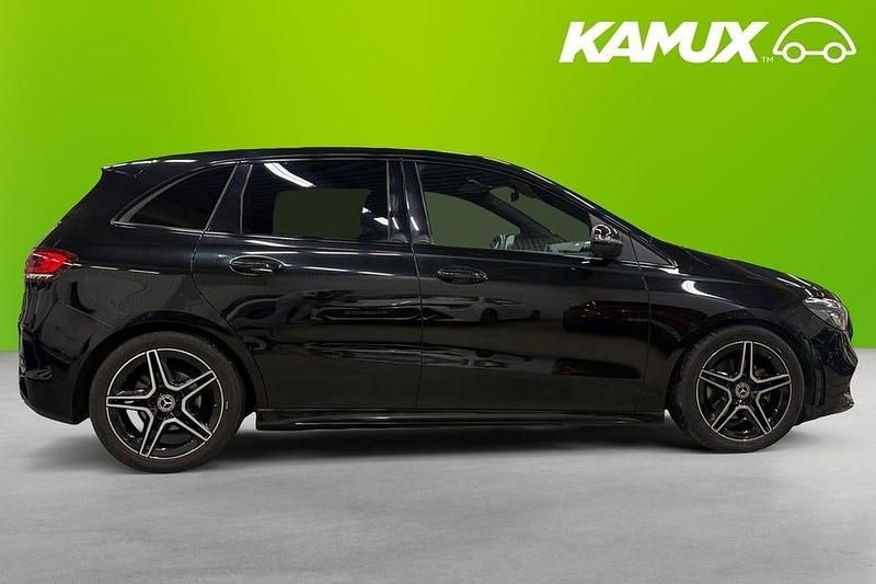 Begagnad Mercedes B180 AMG 136 HK (100 kW) 2020 Svart Minibuss
