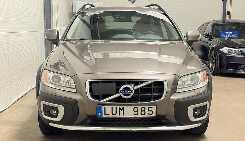 Begagnad Volvo XC70 163 HK (119 kW) 2011 Grå Kombi