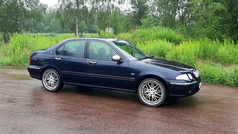 Grå Begagnad 2001 Rover 45 Sedan | 16 000 kr - Bild 1/4