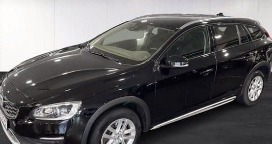 Begagnad Volvo V60 CC 190 HK (139 kW) 2018 Kombi