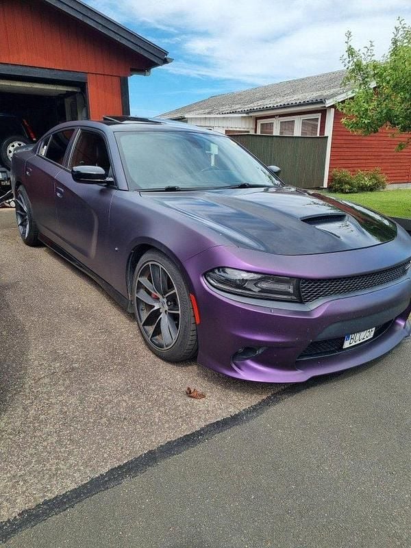 Svart Begagnad 2017 Dodge Charger Sedan | 500 000 kr (Dyr) - Bild 1/1
