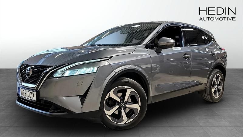 Begagnad Nissan Qashqai N-Connecta 158 HK (116 kW) 2022 Grå SUV