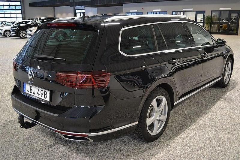 Begagnad VW Passat GTE 156 HK (114 kW) 2020 Svart Kombi