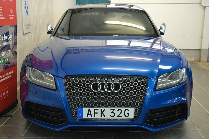 Begagnad Audi RS5 451 HK (331 kW) 2011 Blå Sportkupé