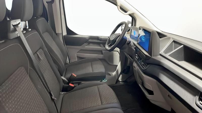 Ny Ford Transit Custom Trend 136 HK (100 kW) 2025 Frozen white