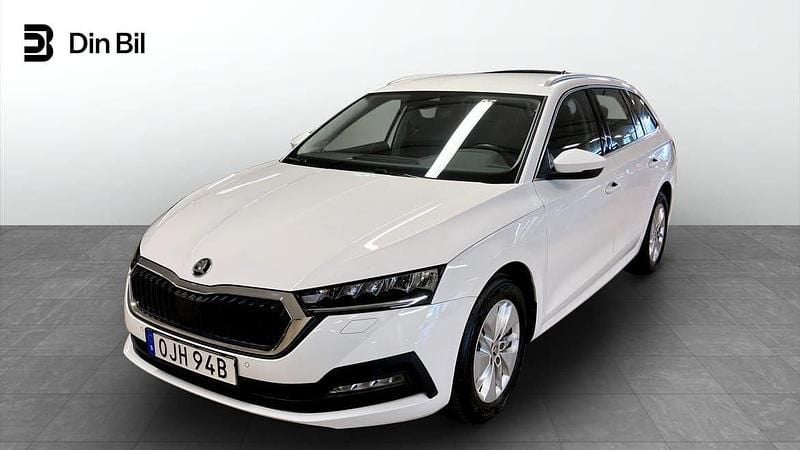Vit Begagnad 2022 Skoda Octavia Ambition Kombi | 259 900 kr (Bra pris) - Bild 1/4