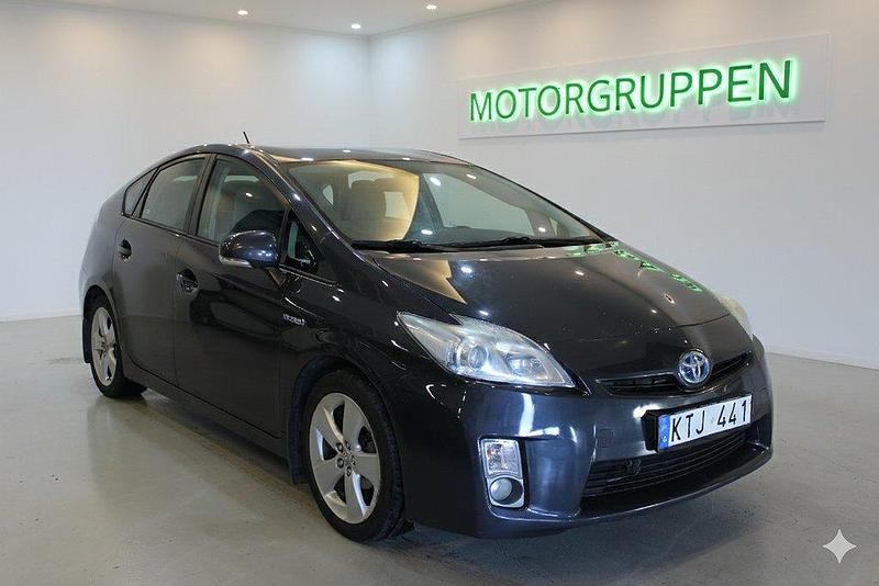 Mörkgrå Begagnad 2010 Toyota Prius Halvkombi | 84 900 kr (Marknadspris) - Bild 1/1