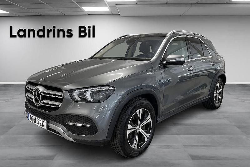 Grå Begagnad 2021 Mercedes GLE350e SUV | 569 900 kr (Marknadspris) - Bild 1/4