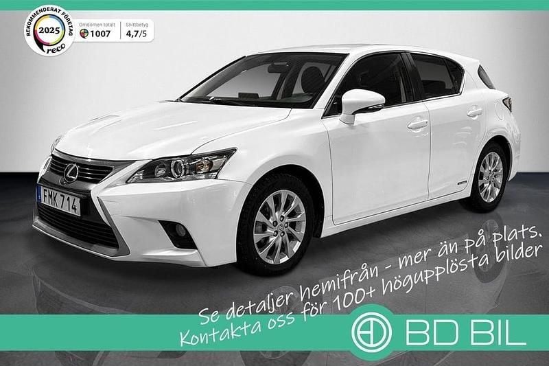 Vitmetallic Begagnad 2014 Lexus CT200h Sport Line Halvkombi | 156 700 kr (Marknadspris) - Bild 1/3