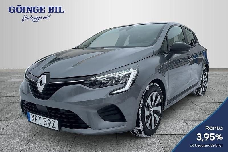 Grå Begagnad 2023 Renault Clio V Equilibre | 139 000 kr (Bra pris) - Bild 1/2