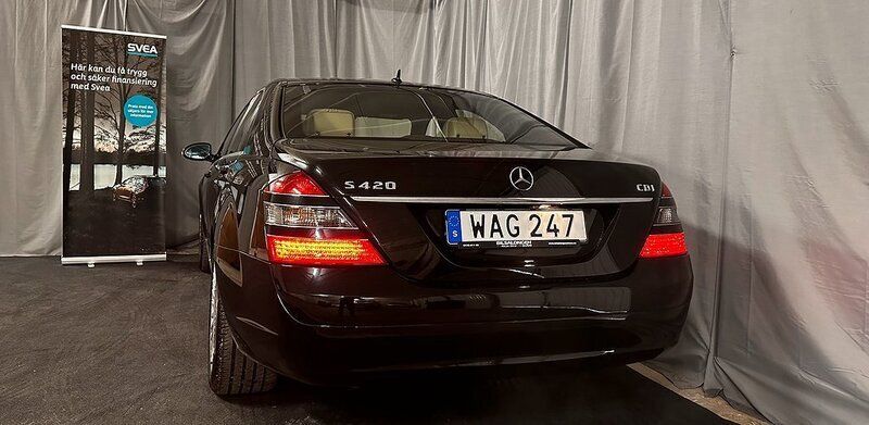Begagnad Mercedes S420 320 HK (235 kW) 2009 Svart Sedan