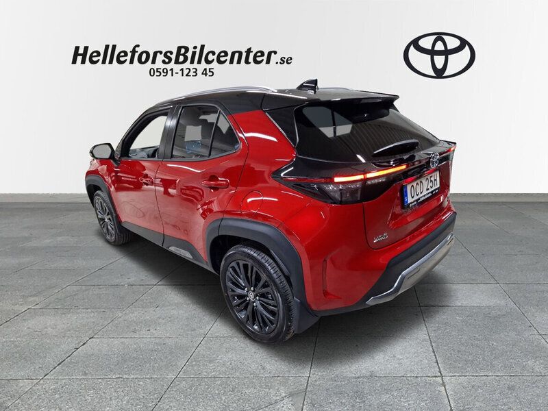 toyota-yaris-cross-begagnad-42-till-salu-autouncle
