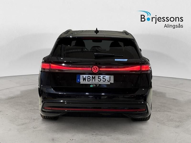 Begagnad VW ID.7 Pro 213 kW (290 HK) 2025 Svart Kombi