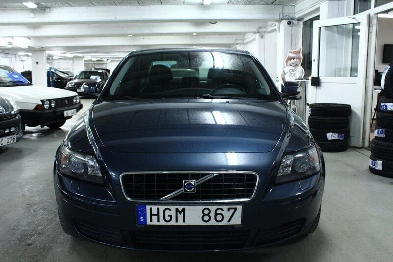 Begagnad Volvo S40 Kinetic 126 HK (92 kW) 2007 Blå Sedan