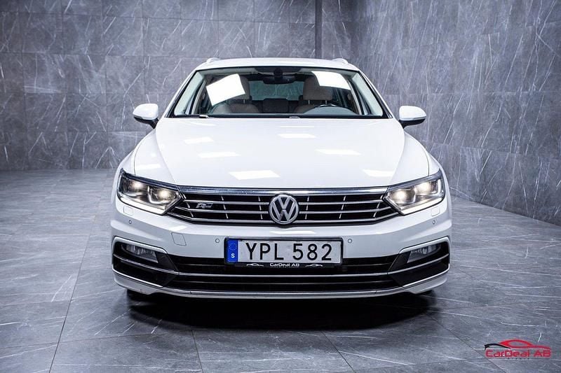 Begagnad VW Passat GTS 240 HK (176 kW) 2017 Vit Kombi