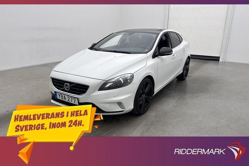 Vit Begagnad 2015 Volvo V40 R-Design Halvkombi | 228 900 kr (Dyr) - Bild 1/3
