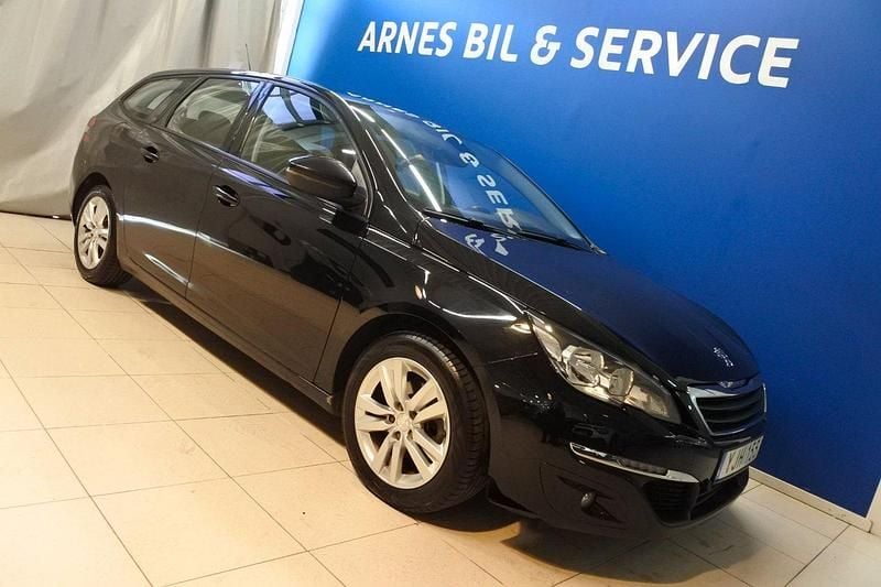 Svart Begagnad 2016 Peugeot 308 Active Kombi | 84 898 kr (Marknadspris) - Bild 1/4