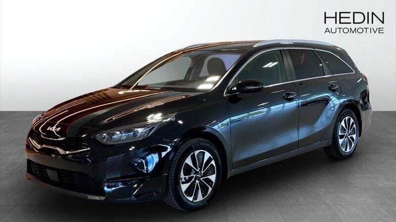 Svart (black) Ny 2025 Kia Ceed Sportswagon Advance Kombi | 292 456 kr (Marknadspris) - Bild 1/4