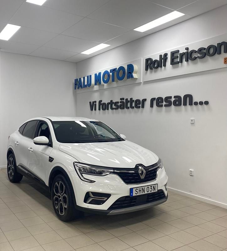 Vit Begagnad 2023 Renault Arkana Techno SUV | 249 500 kr (Marknadspris) - Bild 1/4