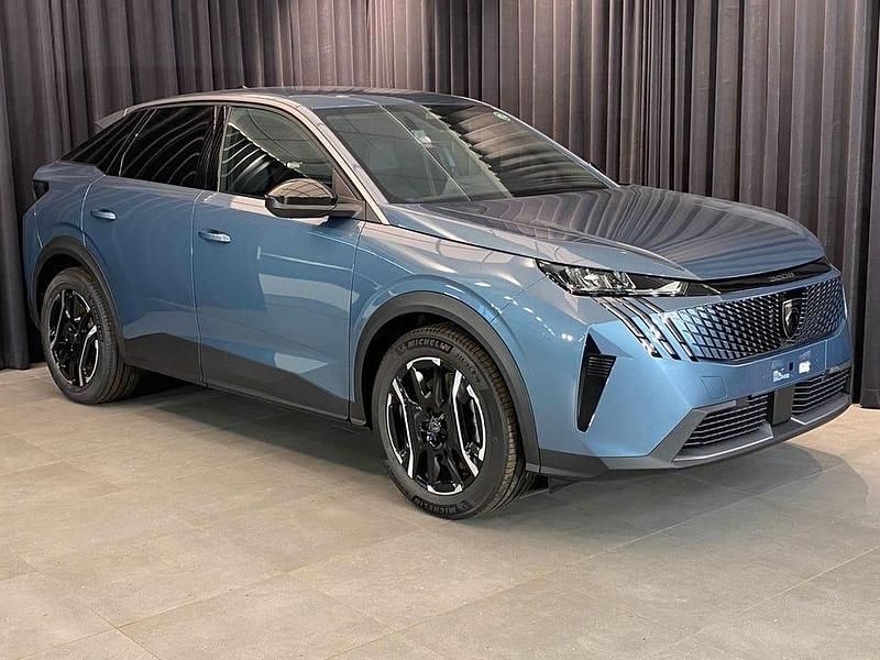 Ny Peugeot e-3008 Allure 157 kW (214 HK) 2025 Blå SUV