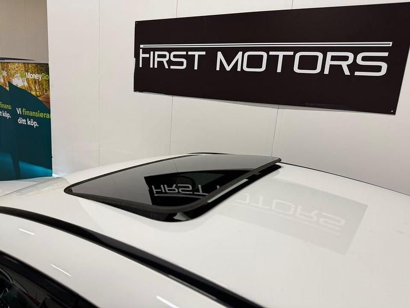 Begagnad Mercedes GLC250 AMG line 204 HK (150 kW) 2018 Vit Sportkupé