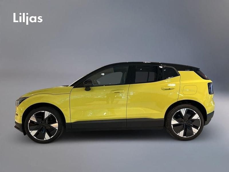 Begagnad Volvo EX30 Performance 319 kW (434 HK) 2024 Gul SUV