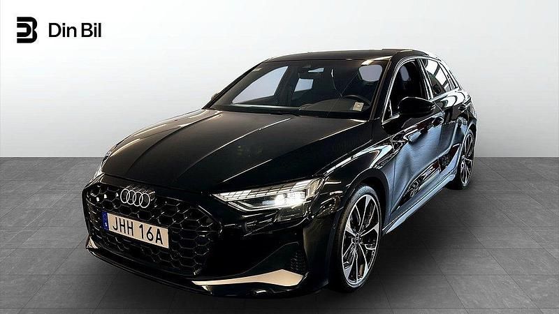 Svart Begagnad 2024 Audi A3 Sportback Proline Halvkombi | 379 900 kr - Bild 1/4