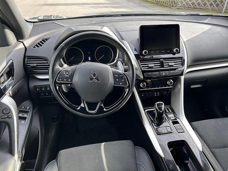 Begagnad Mitsubishi Eclipse 98 HK (72 kW) 2022 Grå Kombi