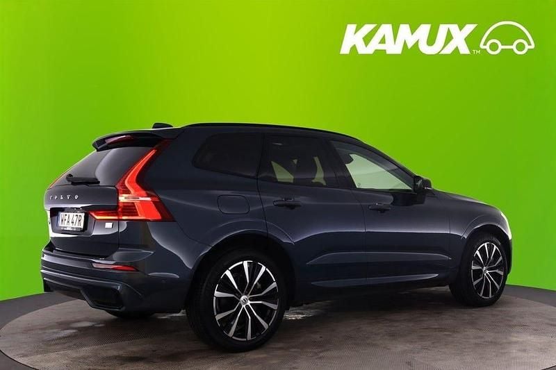 Begagnad Volvo XC60 Ultimate 355 HK (261 kW) 2023 Blå SUV