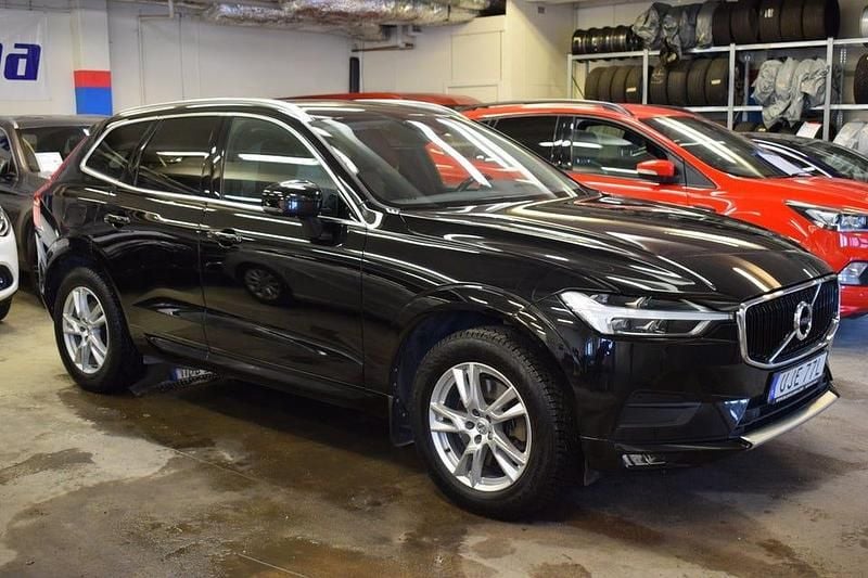 Begagnad Volvo XC60 Momentum 190 HK (139 kW) 2019 Svart SUV
