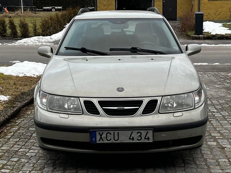 Begagnad Saab 9-5 180 HK (132 kW) 2005 Grön metallic Kombi