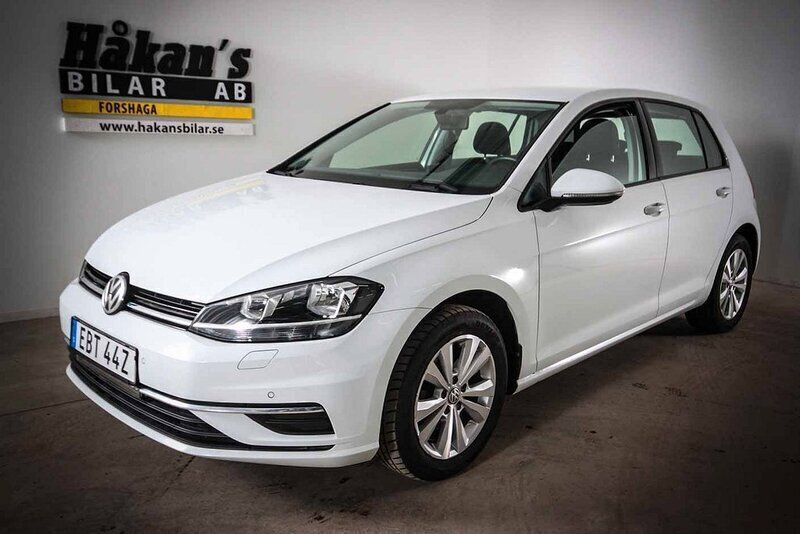 Vit Begagnad 2019 VW Golf VII Halvkombi | 209 500 kr (Marknadspris) - Bild 1/4