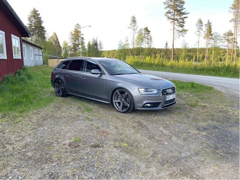 Grå Begagnad 2013 Audi A4 Kombi | 105 000 kr (Marknadspris) - Bild 1/4