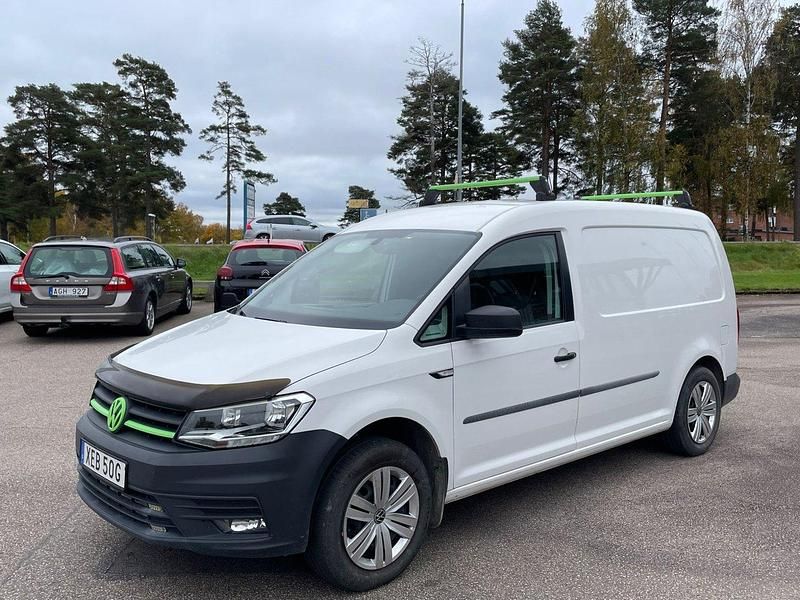 Vit Begagnad 2020 VW Caddy Maxi Minibuss | 109 900 kr (Bra pris) - Bild 1/4