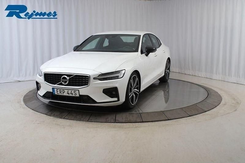 Vit Begagnad 2020 Volvo S60 R-Design Sedan | 333 900 kr (Marknadspris) - Bild 1/4