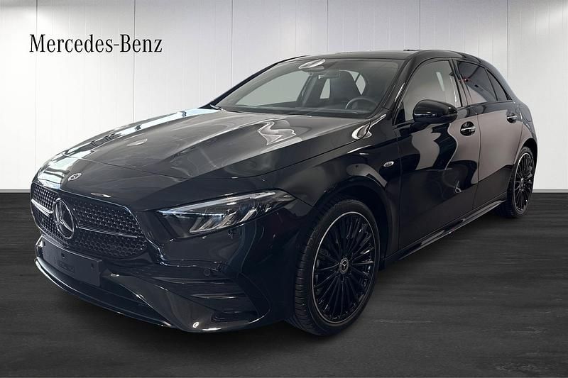 Ny 2026 Mercedes A250 Halvkombi | 493 800 kr - Bild 1/4