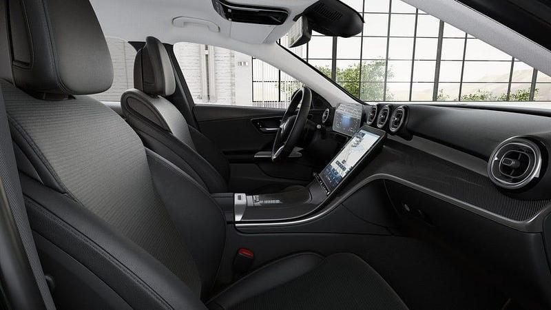 Begagnad Mercedes C300e 2024 Grafitgrå metallic Kombi