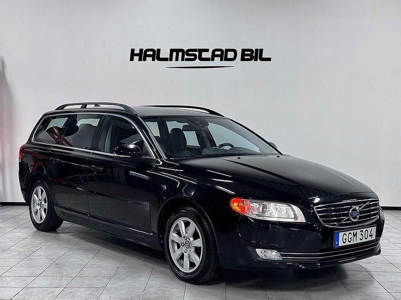 Svart Begagnad 2013 Volvo V70 Momentum Kombi | 107 500 kr (Marknadspris) - Bild 1/4