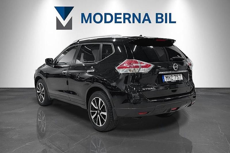 Begagnad Nissan X-Trail 360º 131 HK (96 kW) 2016 Svart SUV