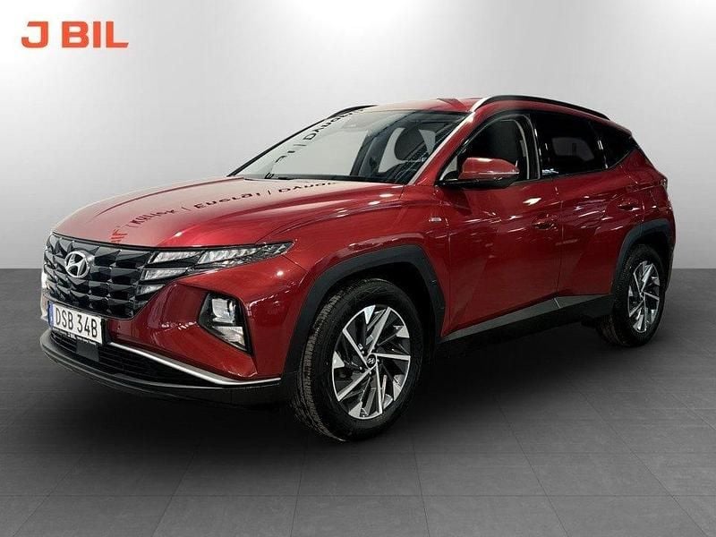 Röd Begagnad 2022 Hyundai Tucson Essential SUV | 279 900 kr (Marknadspris) - Bild 1/3