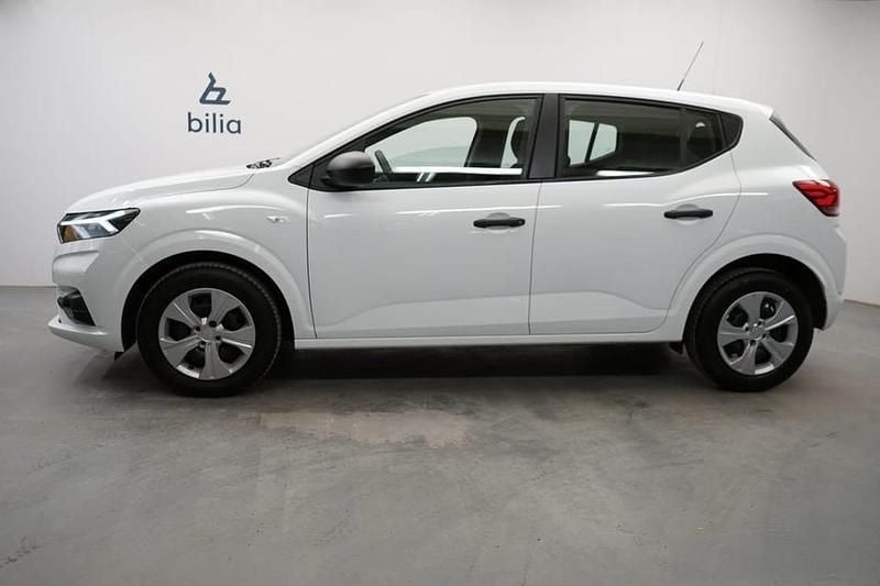 Begagnad Dacia Sandero Essentiel 91 HK (66 kW) 2022 Vit Halvkombi